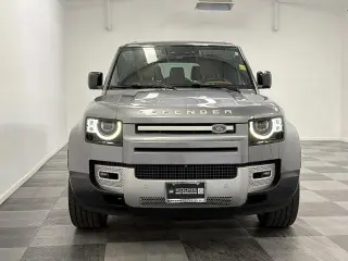 Land Rover Defender 2023 AWD 130 SE 4p SUV