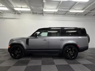 Land Rover Defender 2023 AWD 130 SE 4p SUV