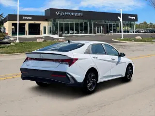 Hyundai ELANTRA 2026 SEL Sport 4dr Sedan