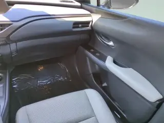 Lexus UX 250h 2020 AWD 4dr Crossover