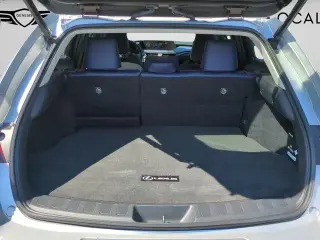 Lexus UX 250h 2020 AWD 4dr Crossover