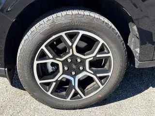 Ford Maverick 2025 AWD Lariat 4dr SuperCrew 4.5 ft. SB