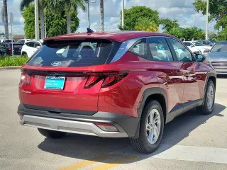 Hyundai TUCSON 2025 SE 4dr SUV