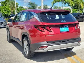 Hyundai TUCSON 2025 SE 4dr SUV