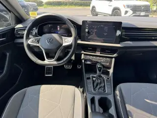 Volkswagen Jetta 2026 Sport 4p Sedan