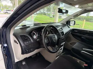 Dodge Grand Caravan 2013 SE 4p Minivan