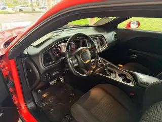 Dodge Challenger 2017 SXT 2dr Coupe