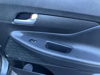 Hyundai SANTA FE 2019 SEL 2.4L 4dr Crossover