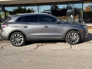 Lincoln Nautilus 2023 AWD Reserve 4p SUV