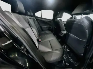 Lexus UX 250h 2023 AWD 4dr Crossover
