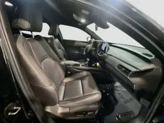 Lexus UX 250h 2023 AWD 4dr Crossover