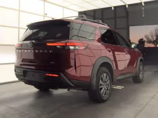 Nissan Pathfinder 2024 SV 4p SUV