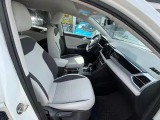 Volkswagen Taos 2025 SE 4p SUV