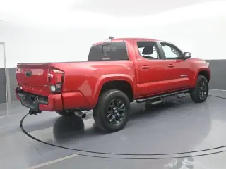 Toyota Tacoma 2023 4x2 TRD Todo Terreno 4p Cabina Doble Dupla 5.0 ft SB