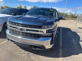 Chevrolet Silverado 1500 Limited 2022 4x4 LT 4p Crew Cab 5.8 ft. CB w/1LT