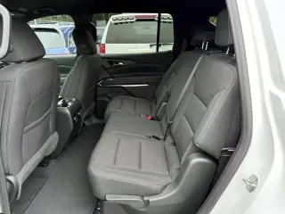 Chevrolet Traverse 2024 4X4 LS 4p SUV con 2LS