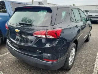 Chevrolet Equinox 2023 4x4 LS 4p SUV con 1LS