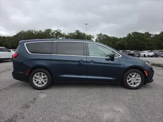 Chrysler Pacifica 2023 Touring L 4dr Mini-Van