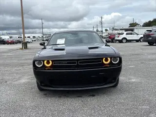 Dodge Challenger 2023 SXT 2p Coupé