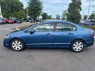 Honda Civic 2010 LX 4dr SedÃ¡n 5P