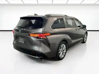 Toyota Sienna 2021 Platinum 7-Pasajeros 4dr Mini-Van