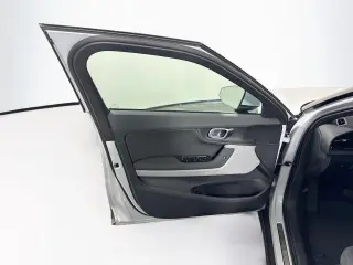 Polestar 2 2023 AWD Long Range Dual Motor 4dr Fastback