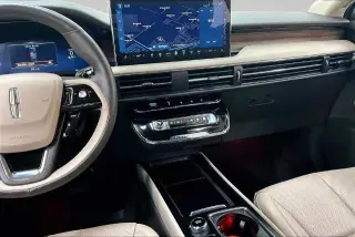 Lincoln Corsair 2023 AWD Reserve 4dr SUV