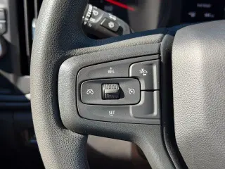 Chevrolet Silverado 1500 2023 4x2 Custom 4dr Crew Cab 5.8 ft. SB