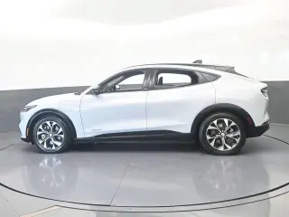 Ford Mustang Mach-E 2022 Premium 4p SUV