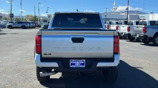 Toyota Tacoma 2024 4x4 TRD Sport 4dr Cab Doble 6.1 ft LB
