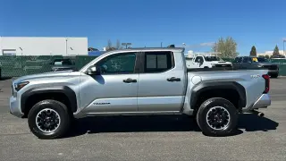 Toyota Tacoma 2024 4x4 TRD Sport 4dr Cab Doble 6.1 ft LB