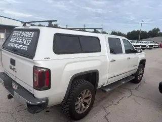 GMC Sierra 1500 2018 4x4 SLT 4p. Cabina de tripulación con 6.5 pies de caja trasera
