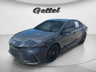 Toyota Camry 2025 SE Sedán de 4 puertas