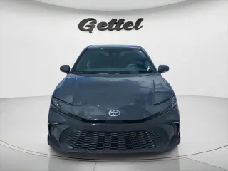 Toyota Camry 2025 SE Sedán de 4 puertas