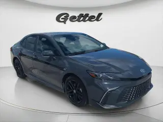Toyota Camry 2025 SE Sedán de 4 puertas