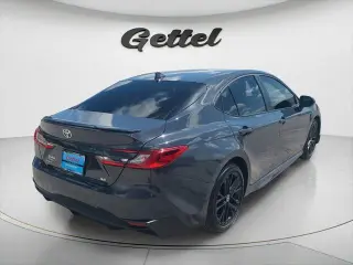 Toyota Camry 2025 SE Sedán de 4 puertas