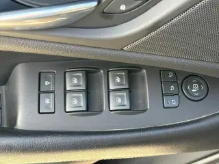 Cadillac Escalade ESV 2018 4x4 Premium Luxury 4p SUV