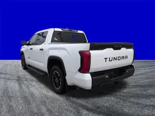 Toyota Tundra 2024 4x2 SR5 4dr CrewMax Cab Pickup SB