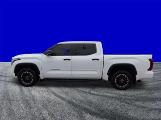 Toyota Tundra 2024 4x2 SR5 4dr CrewMax Cab Pickup SB