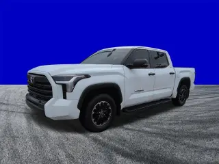 Toyota Tundra 2024 4x2 SR5 4dr CrewMax Cab Pickup SB