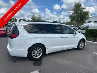 Chrysler Pacifica 2022 Touring L 4dr Mini-Van
