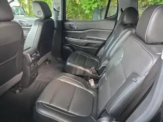 GMC Acadia 2022 4x4 SLT 4p SUV