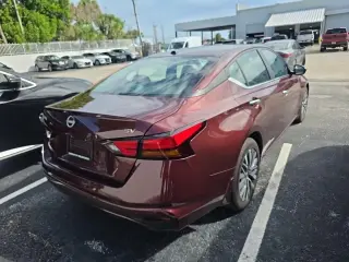 Nissan Altima 2024 2.5 SV 4dr Sedan