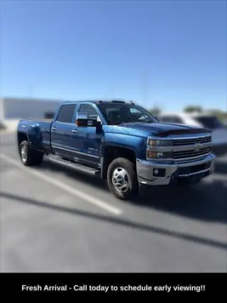 Chevrolet Silverado 3500HD 2015 4x4 LTZ 4dr Crew Cab SRW
