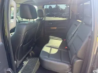 Chevrolet Silverado 3500HD 2015 4x4 LTZ 4dr Cabina de Tripulante SRW