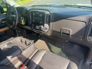 Chevrolet Silverado 3500HD 2015 4x4 LTZ 4dr Cabina de Tripulante SRW