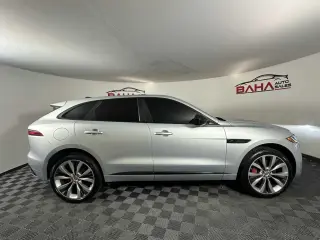 Jaguar F-PACE 2021