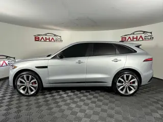 Jaguar F-PACE 2021