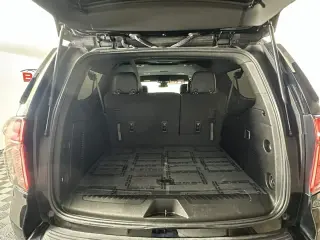 Chevrolet Suburban 2023