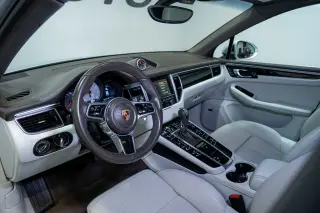 2016 Porsche Macan